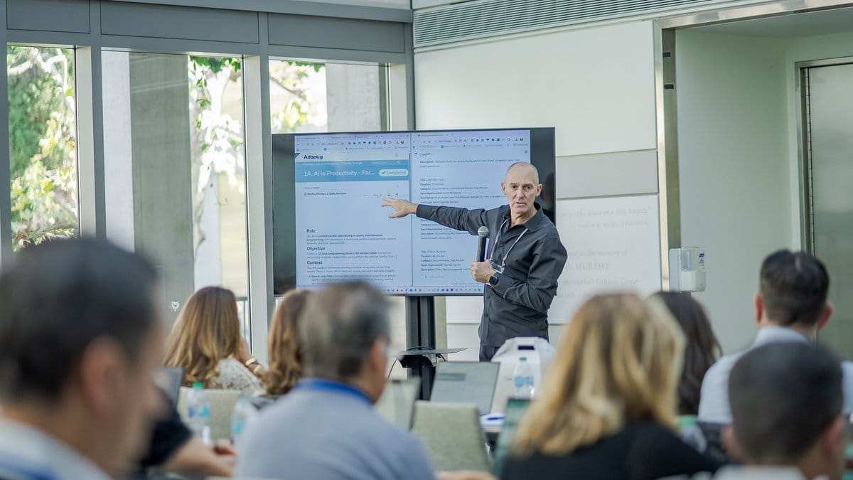Sam Wong on stage at the YPO Global Event, Skirball Center, New York